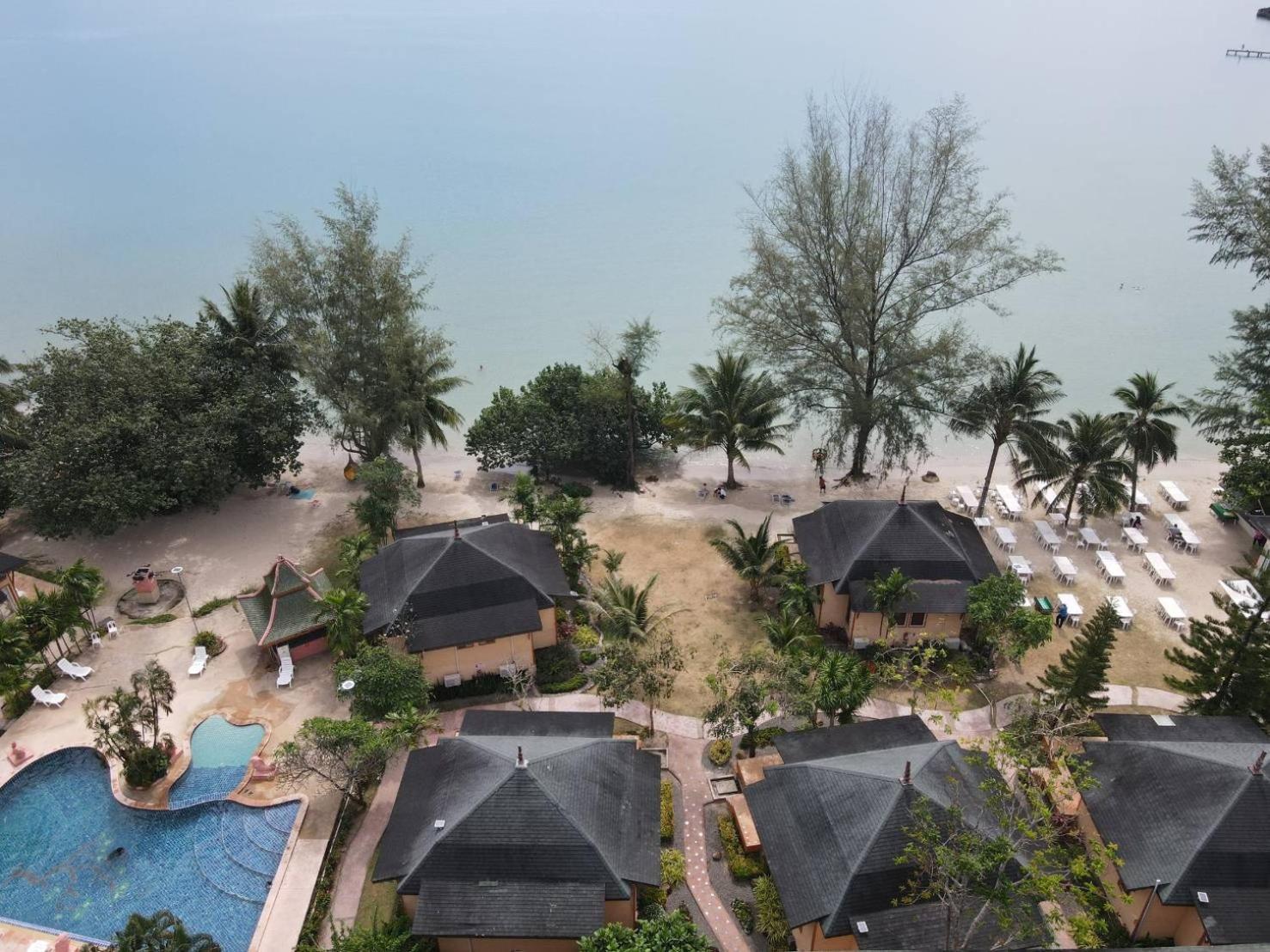 Coconut Beach Resort, Koh Chang Exterior photo